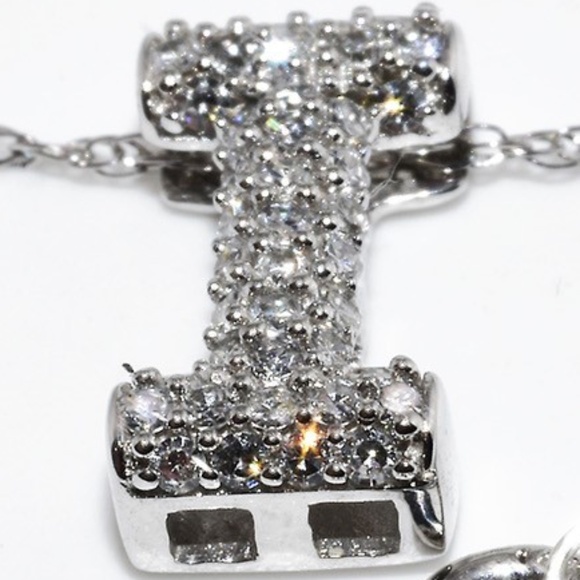 $1,800 10K Gold .25CT Natural White Diamond Cluster Letter "I" Slide Necklace - Picture 7 of 7